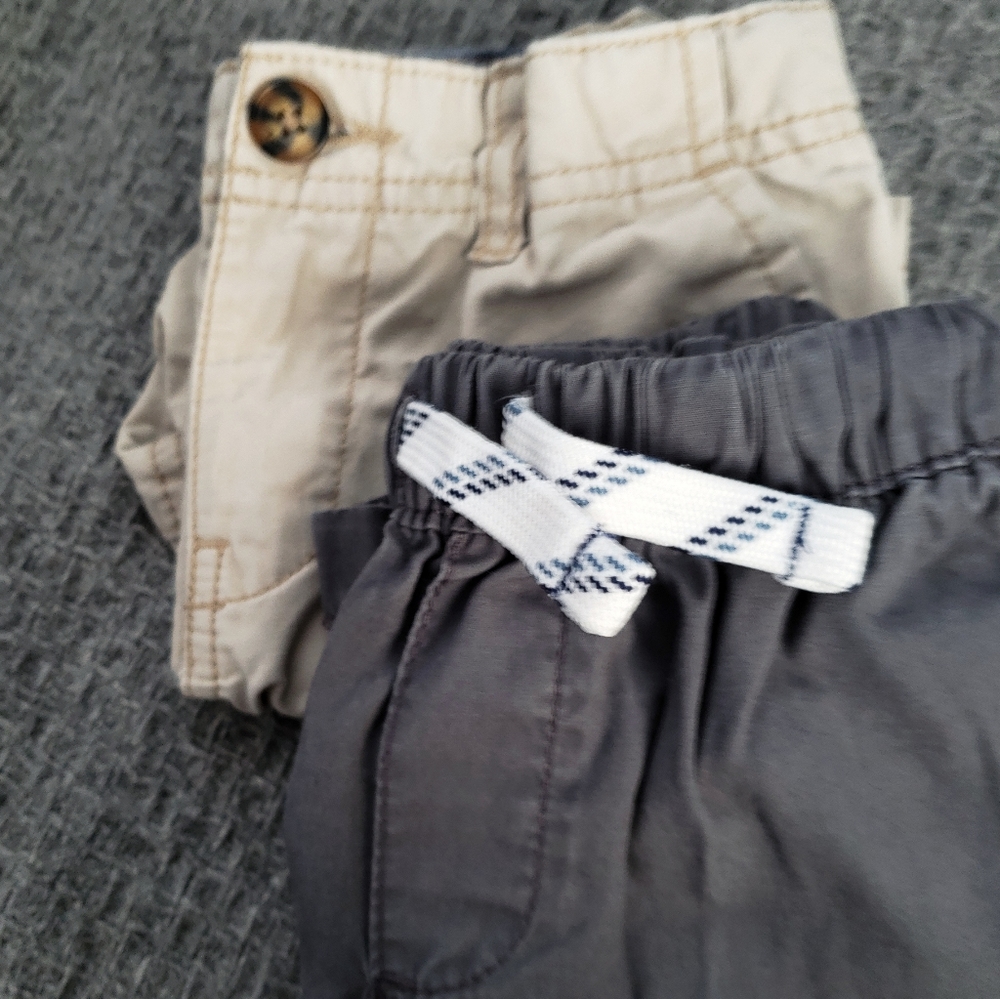 Carter’s Shorts Bundle - Picture 2 of 3